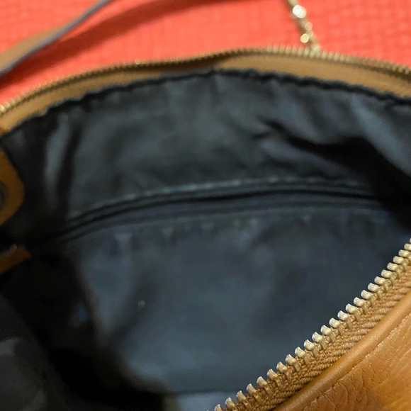 Vince Camuto Brown Leather Crossbody Bag with Chain handle and outside pocket - Picture 4 of 7